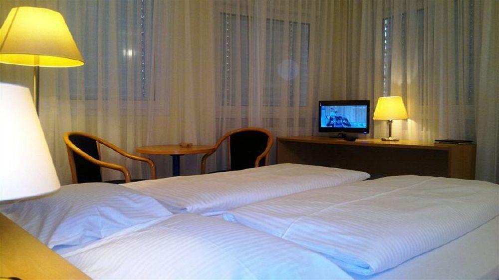 Central Hotel Winnenden Ngoại thất bức ảnh